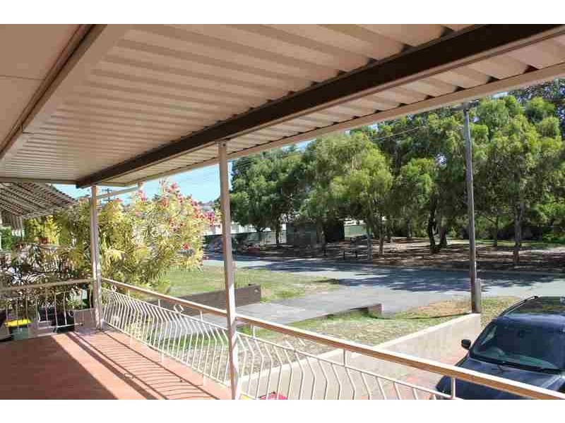 13 farina drive, Yokine WA 6060