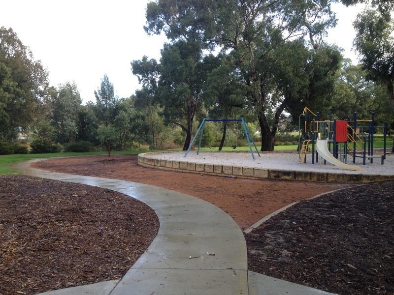 13 farina drive, Yokine WA 6060