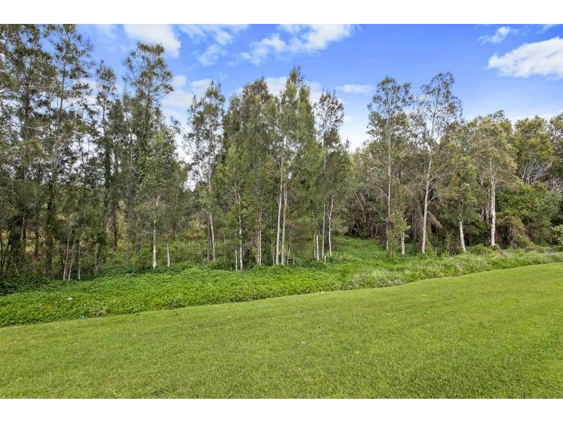 95 HARRIER DRV, Burleigh Waters QLD 4220