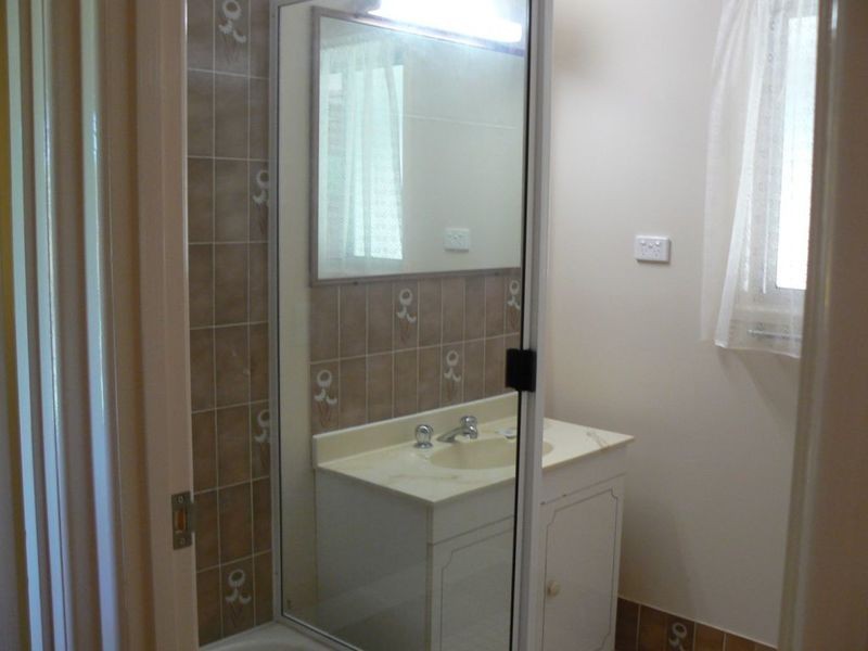 1/111 South Street, Centenary Heights QLD 4350