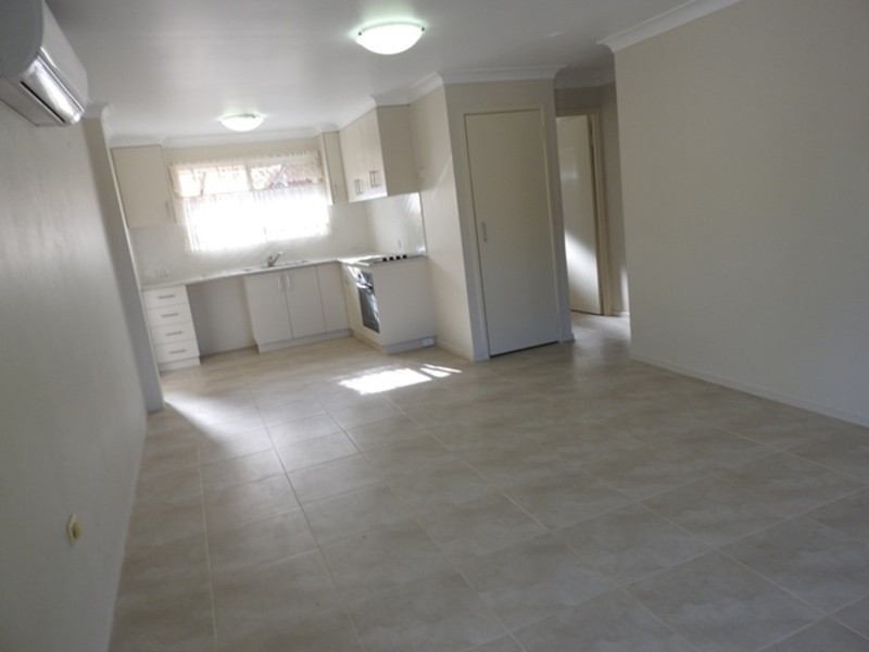 1/234 Alderley Street, Centenary Heights QLD 4350