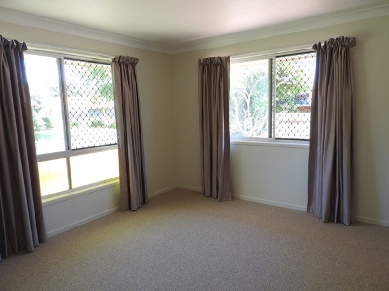 1/234 Alderley Street, Centenary Heights QLD 4350