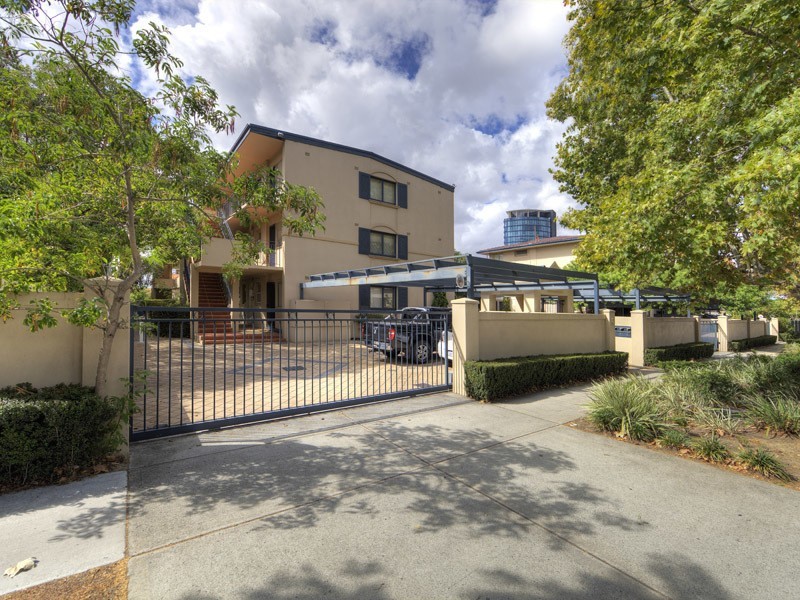 10/6 Kintail Road, Applecross WA 6153