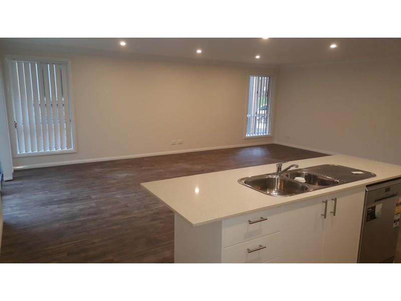 9 Glasson Dr, Orange NSW 2800