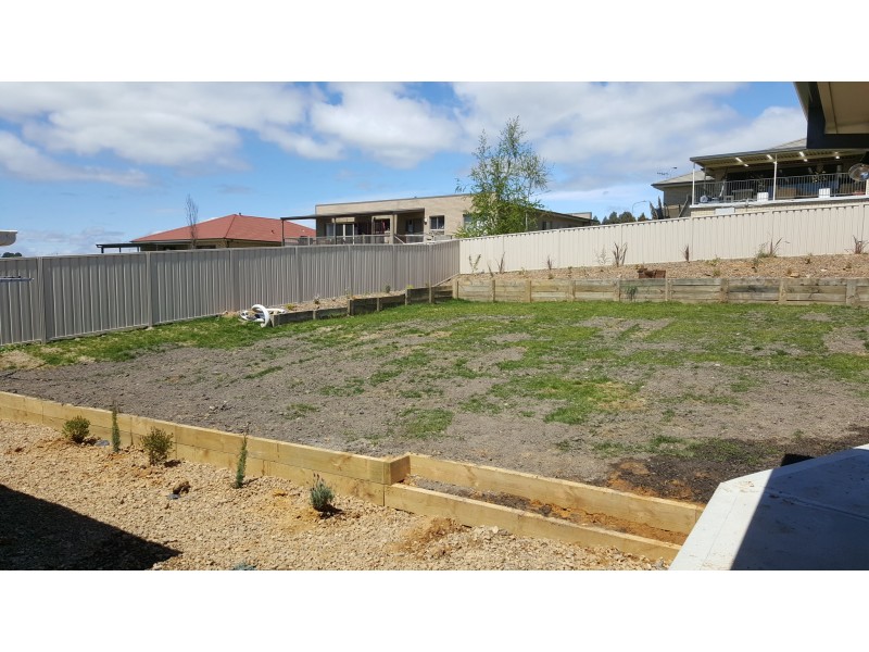 9 Glasson Dr, Orange NSW 2800