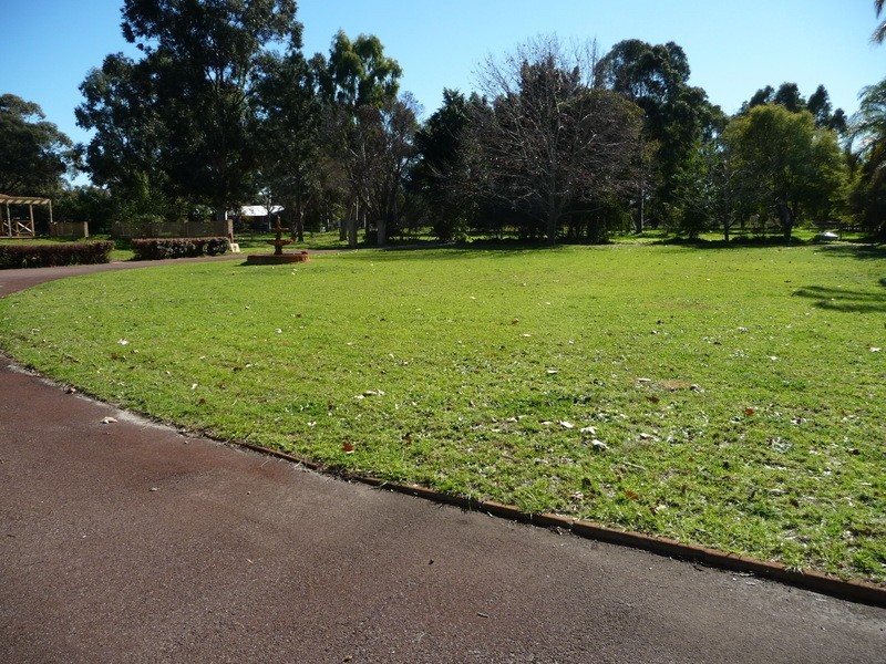 31 Andrea Drive, Henley Brook WA 6055