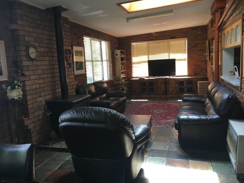 1001 Ophir Rd, Rock Forest NSW 2795