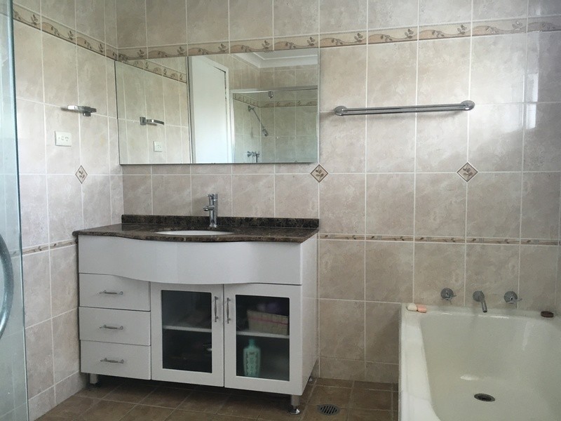 1001 Ophir Rd, Rock Forest NSW 2795