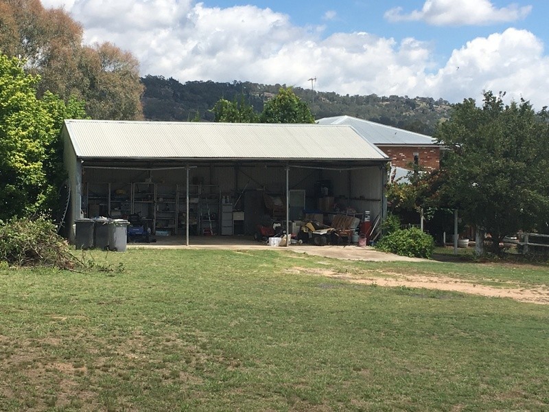 1001 Ophir Rd, Rock Forest NSW 2795