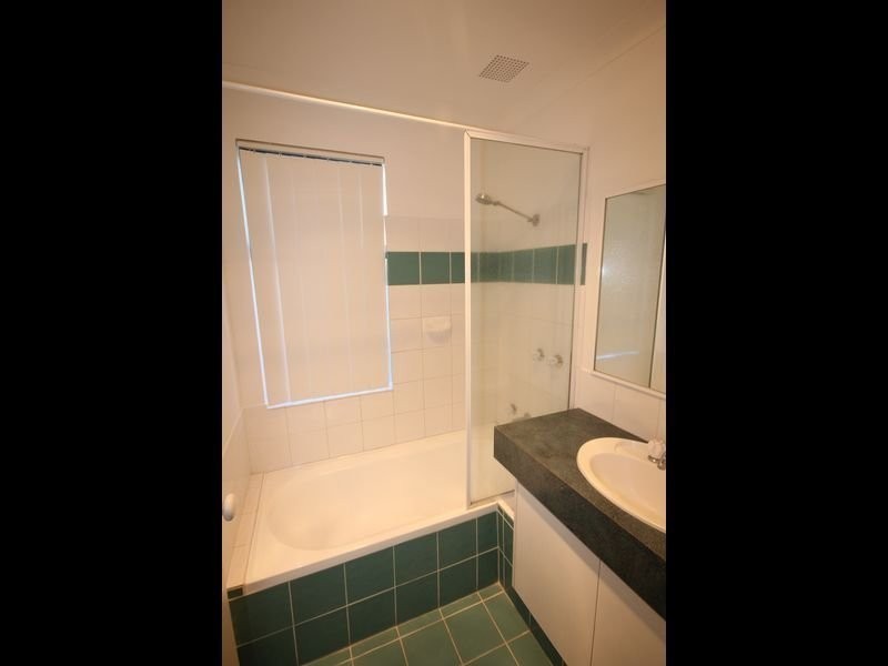 14 Stratton St, Hamilton Hill WA 6163