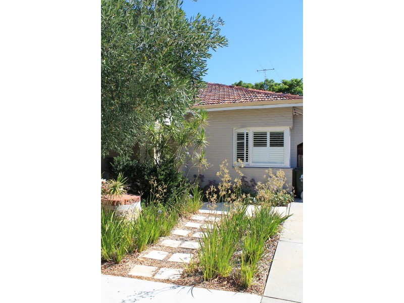 231  Scarborough Beach Rd, Doubleview WA 6018