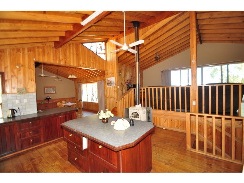 140 Asher Rd, Paulls Valley WA 6076