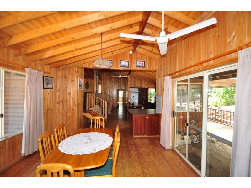 140 Asher Rd, Paulls Valley WA 6076