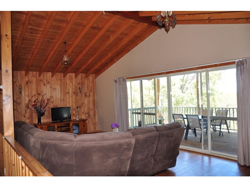 140 Asher Rd, Paulls Valley WA 6076