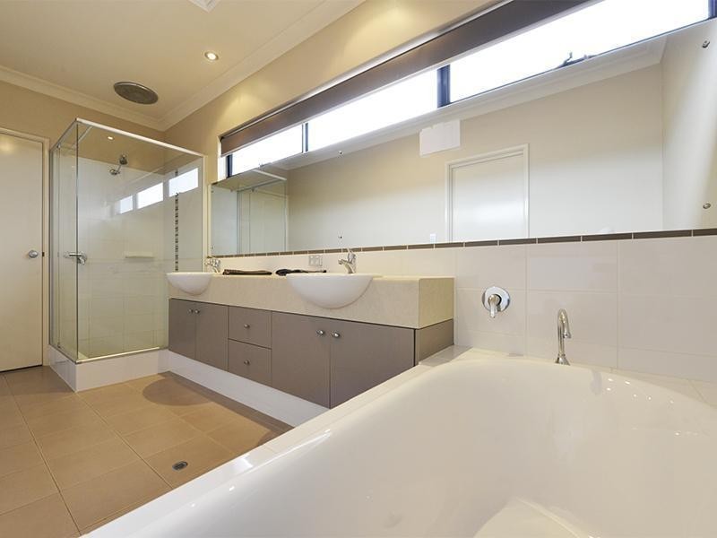 1 Piermont Avenue, Burns Beach WA 6028