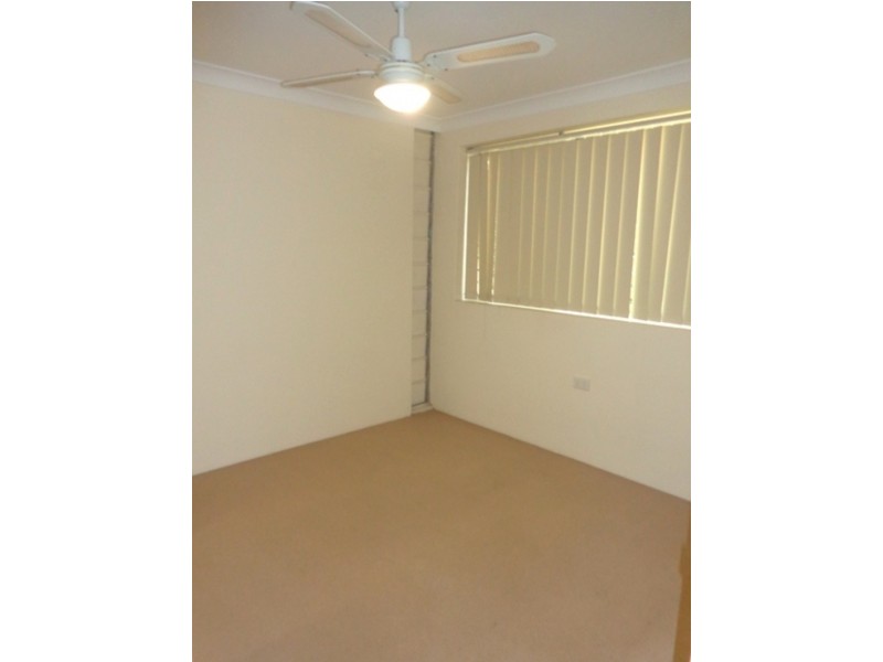 4/19 Norman Crescent, Norman Park QLD 4170