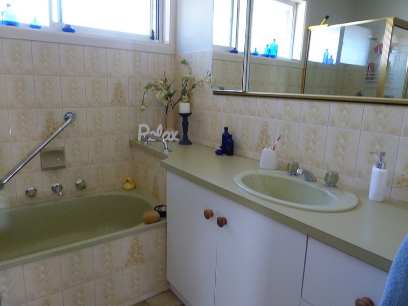 2/19 McMillan Avenue, Geelong VIC 3220