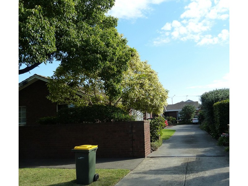 2/19 McMillan Avenue, Geelong VIC 3220