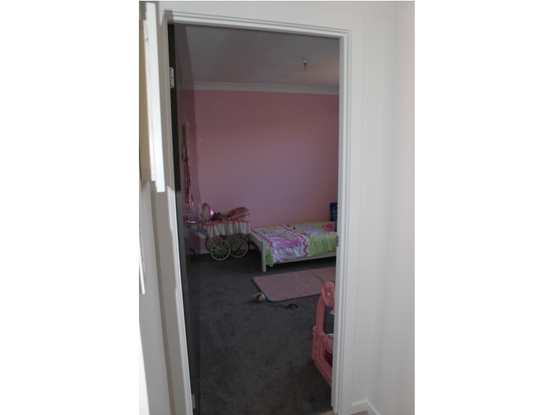 18 Wattlebird Road, South Nowra NSW 2541