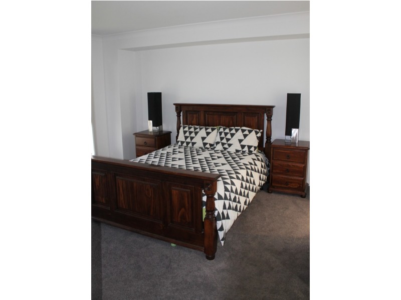 18 Wattlebird Road, South Nowra NSW 2541