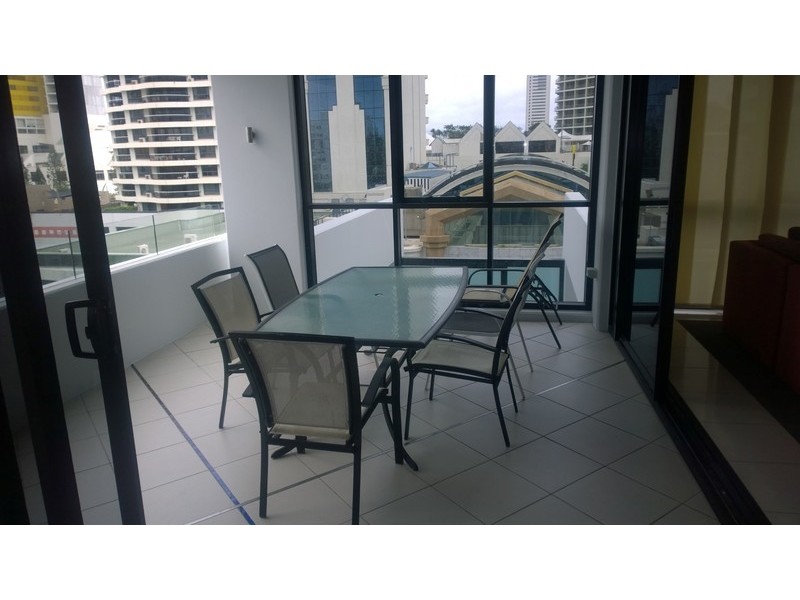 504/17 Albert Avenue, Broadbeach QLD 4218