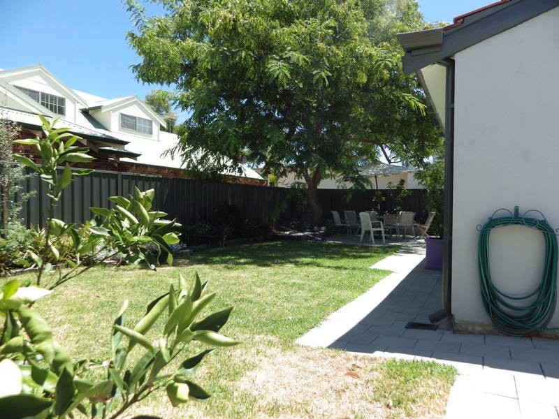 9 Strickland Street, Mount Claremont WA 6010