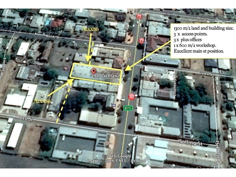 94 Lachlan st, Hay NSW 2711