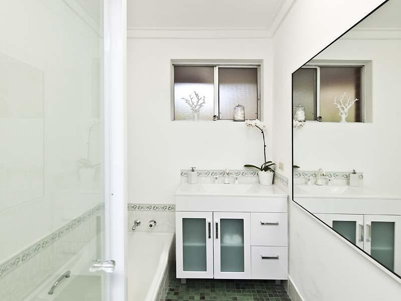 50 Ford Road, Lesmurdie WA 6076