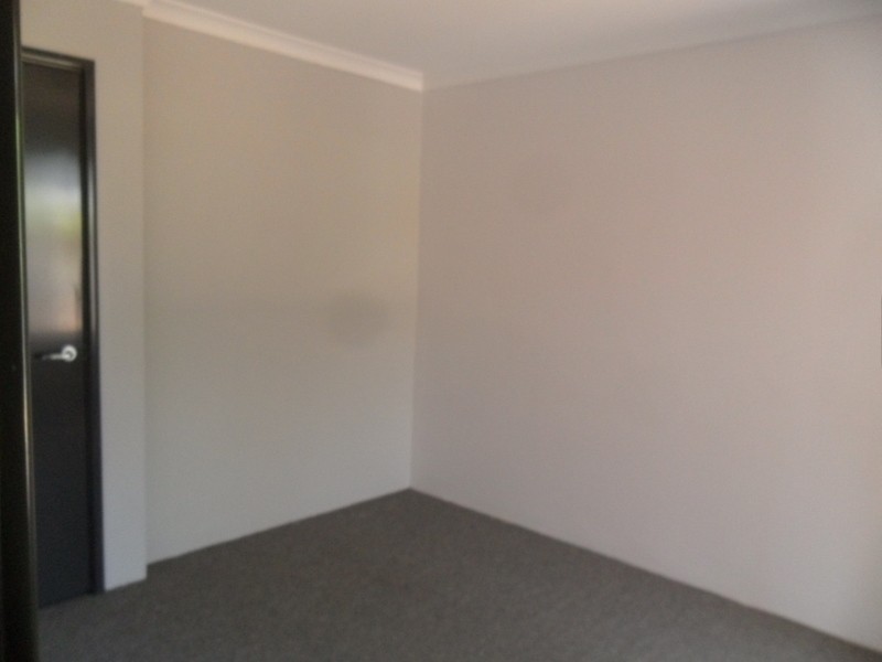 11 Manoff Rd, Balcatta WA 6021