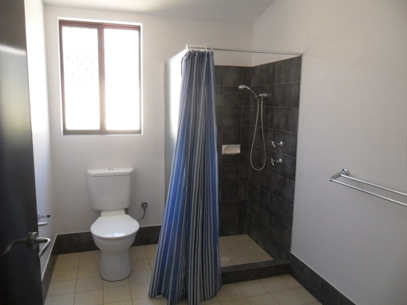 11 Manoff Rd, Balcatta WA 6021