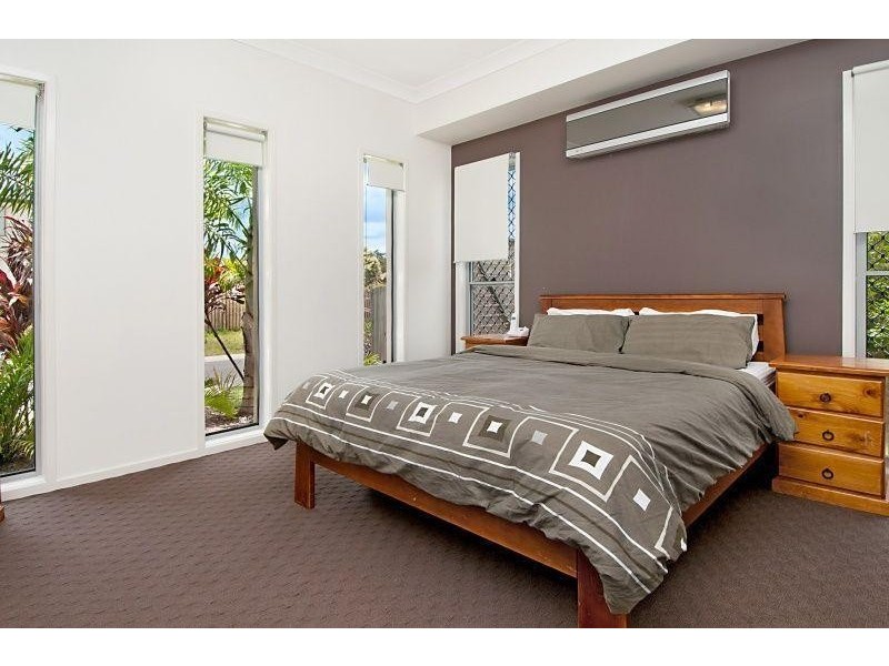 North Lakes QLD 4509