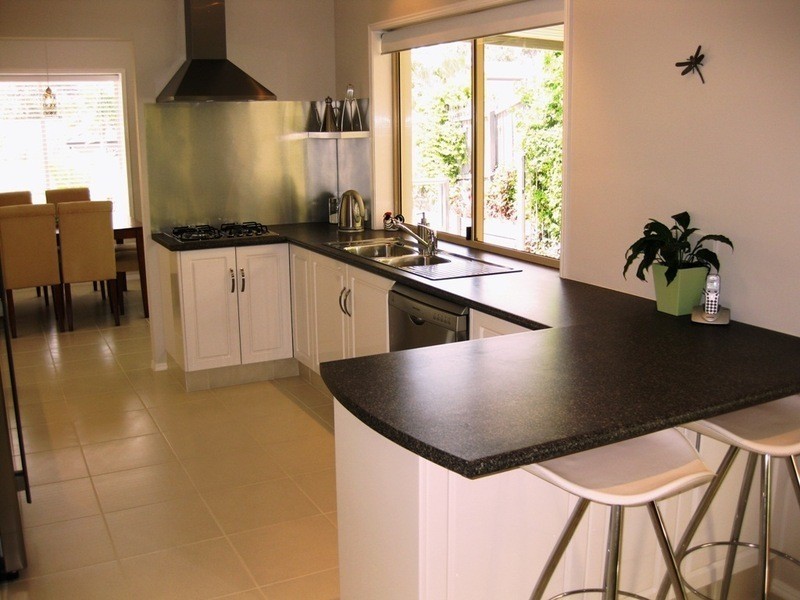 5 Peter Senior Court, Parkwood QLD 4214