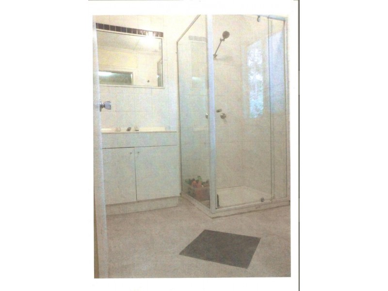 15 Victoria St, Fairfield QLD 4103