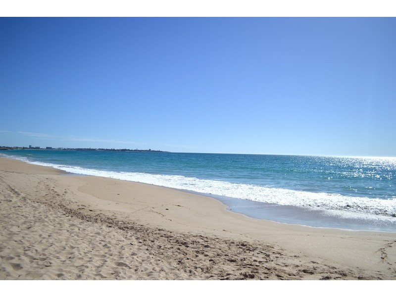 12 Peron Place, San Remo WA 6210