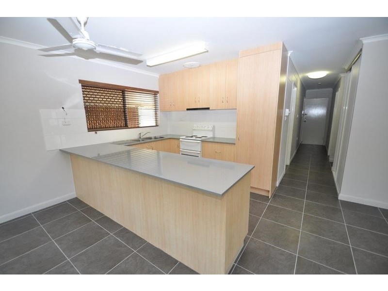 88 Swallow St, Mooroobool QLD 4870