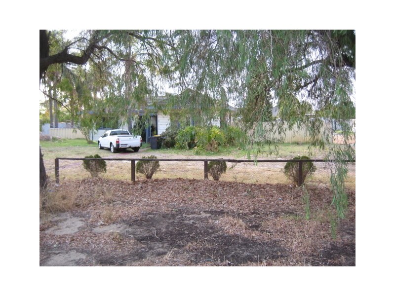 1, 3 & 5 Banyard Avenue, Kelmscott WA 6111