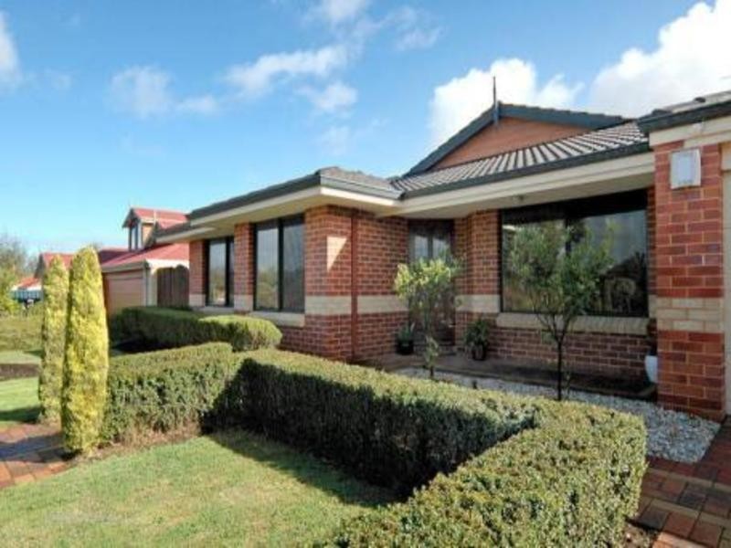 38 Grangemouth Turn, Kinross WA 6028