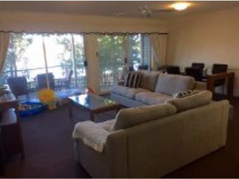 53/9 Santa Cruz Blvd, Clear Island Waters QLD 4226