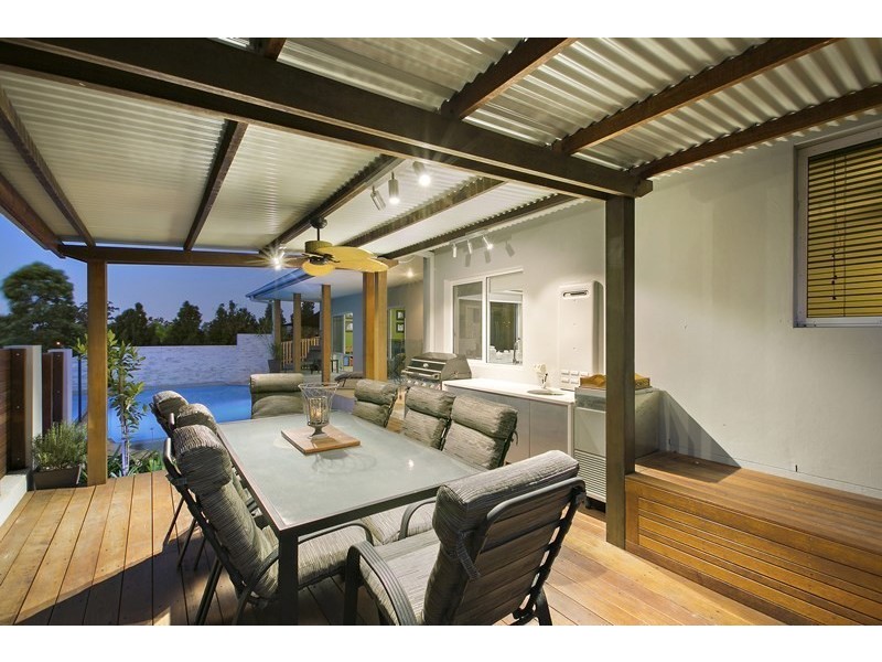 19 CANDLEBARK CIRCUIT, Upper Coomera QLD 4209
