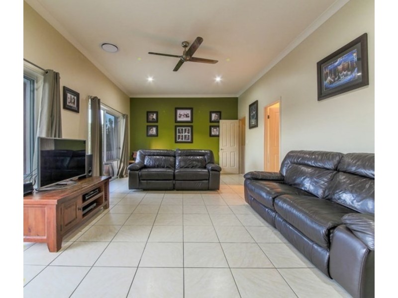19 CANDLEBARK CIRCUIT, Upper Coomera QLD 4209