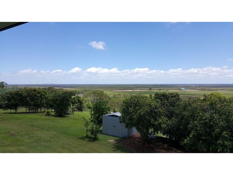 1 Tradewind Close, River Heads QLD 4655