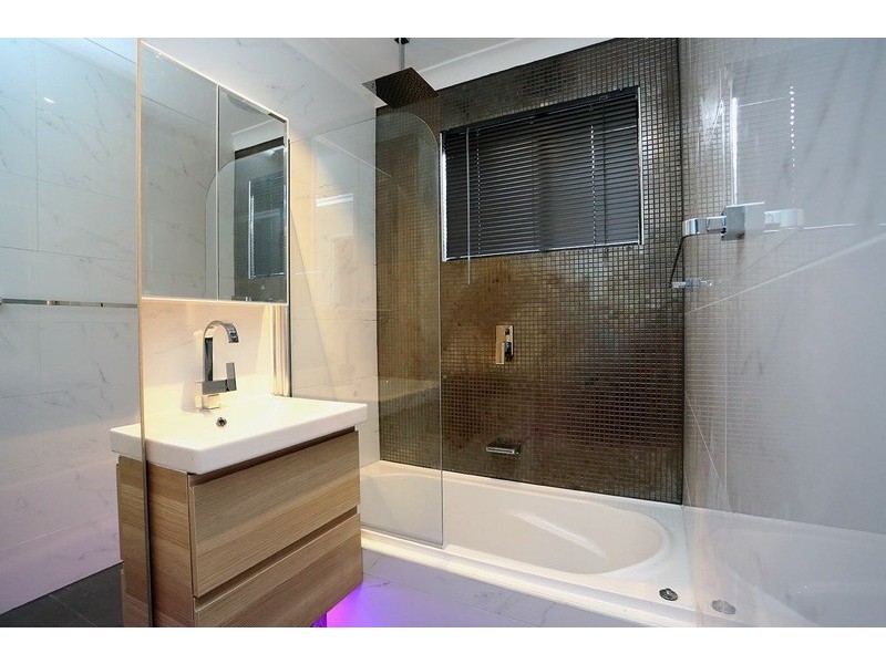 B/10 Erpingham road, Hamilton Hill WA 6163