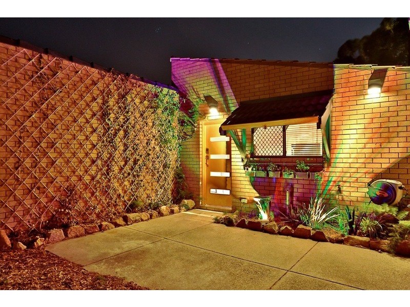 B/10 Erpingham road, Hamilton Hill WA 6163