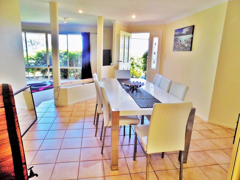7 Martinelli Avenue, Banora Point NSW 2486
