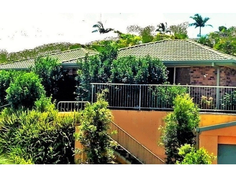 7 Martinelli Avenue, Banora Point NSW 2486