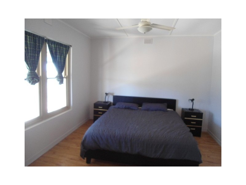 22 Alcannabie Rd, Streaky Bay SA 5680