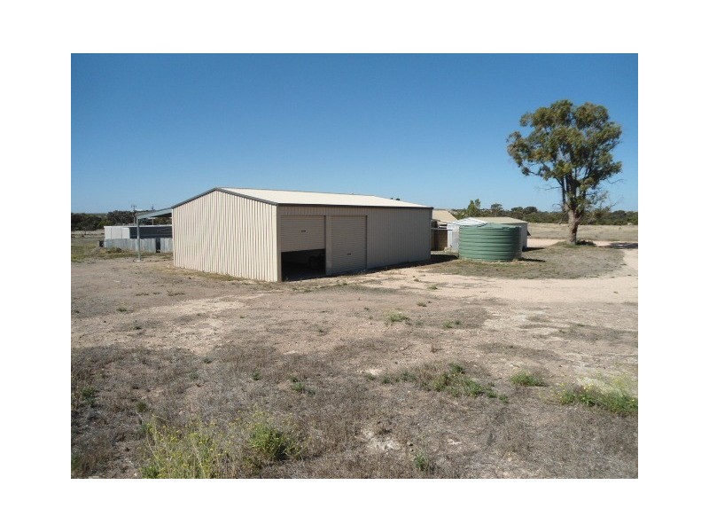 22 Alcannabie Rd, Streaky Bay SA 5680