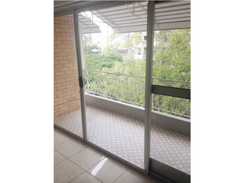 8/57 Dunmore Terrace, Auchenflower QLD 4066