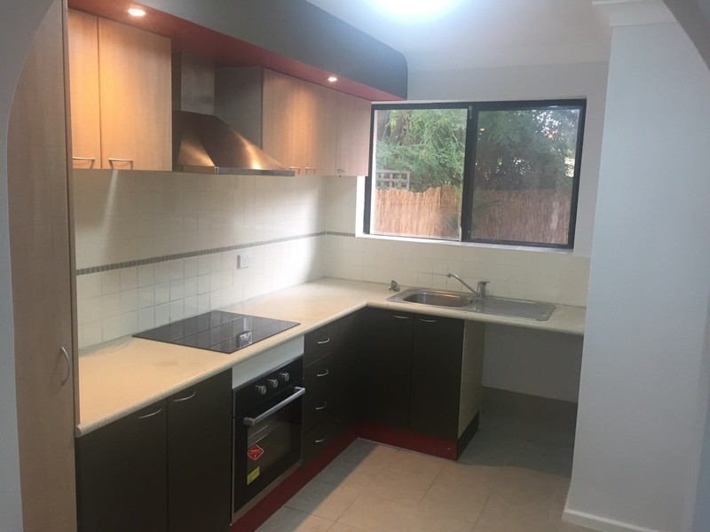 4/170 Carr place, Leederville WA 6007