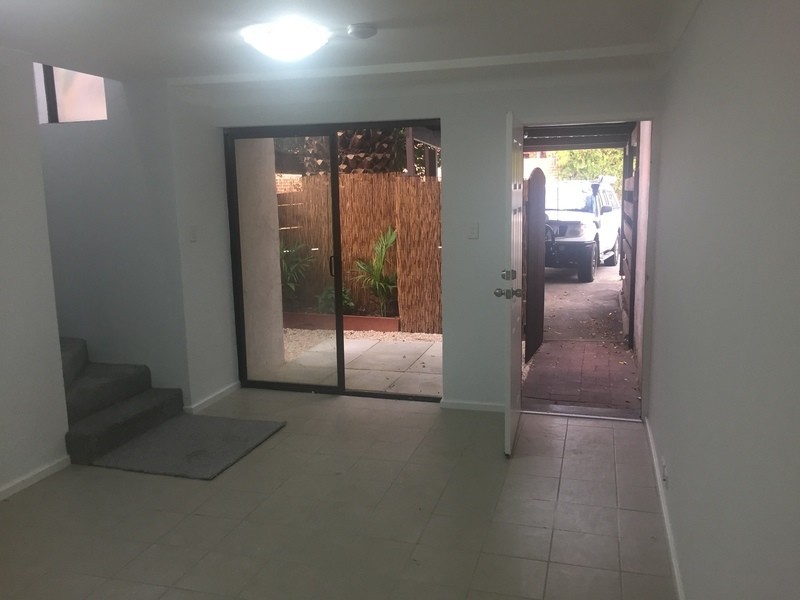 4/170 Carr place, Leederville WA 6007